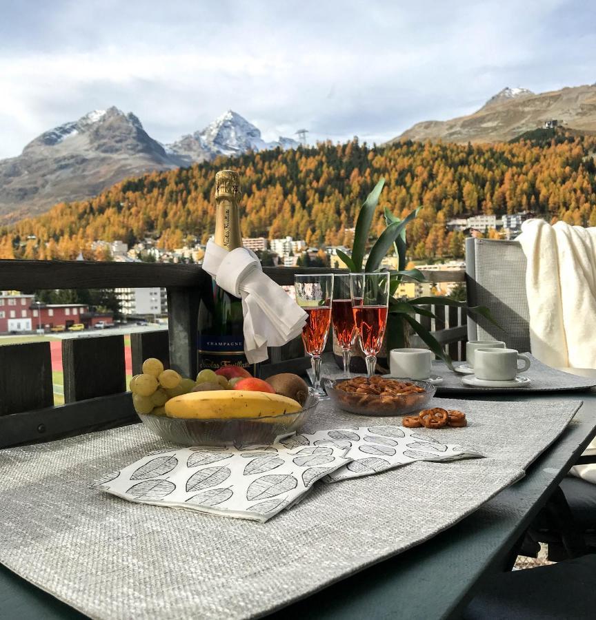 Swissme - 100Qm - Balkon - 2 Baeder - Parkplatz - Fussbodenheizung Apartment St. Moritz Exterior photo